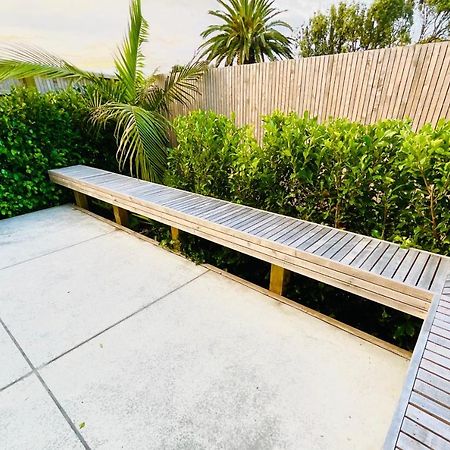 Deluxe Downtown Mount Maunganui Villa Екстериор снимка