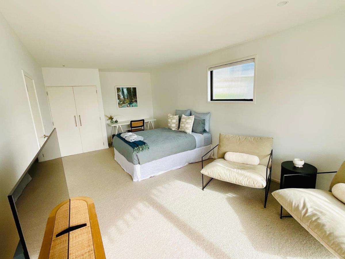 Deluxe Downtown Mount Maunganui Villa Екстериор снимка
