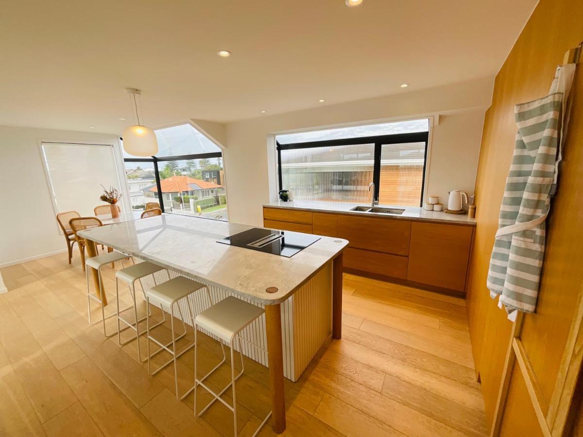 Deluxe Downtown Mount Maunganui Villa Екстериор снимка