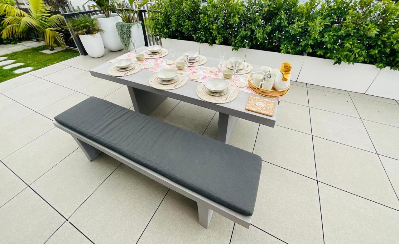 Deluxe Downtown Mount Maunganui Villa Екстериор снимка